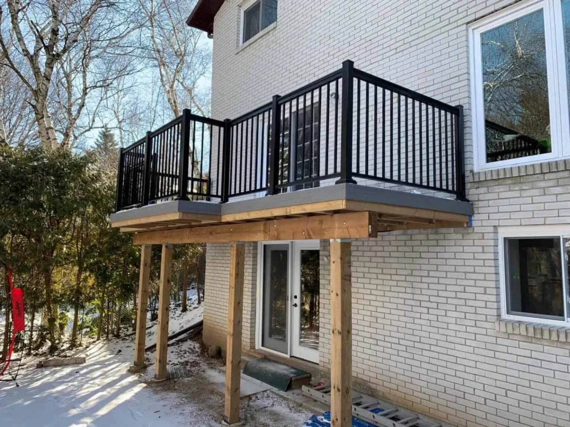 How D&B builds a balcony deck with a focus on safety, protection, and ...