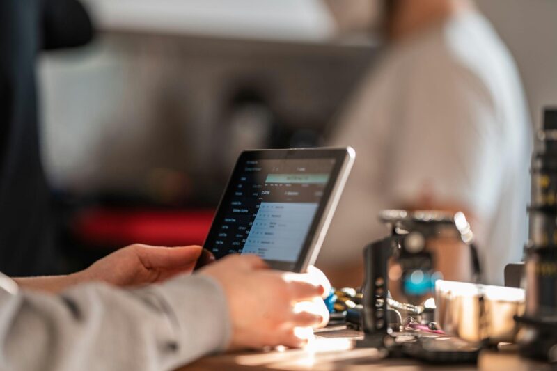 home service invoicing, streamlining invoices, increase service revenue, contractor billing solutions, service industry revenue growth, local home service billing, efficient invoice management, service provider revenue tools, small business invoicing solutions, plumbing and HVAC billing